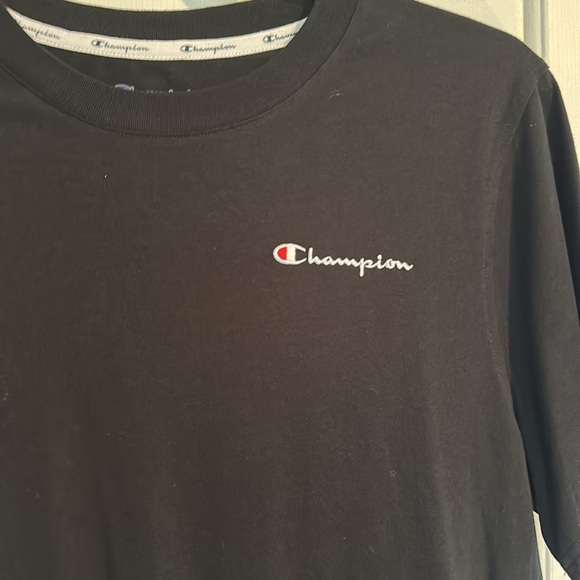 Champion cropped tee size XL women’s - Picture 2 of 3